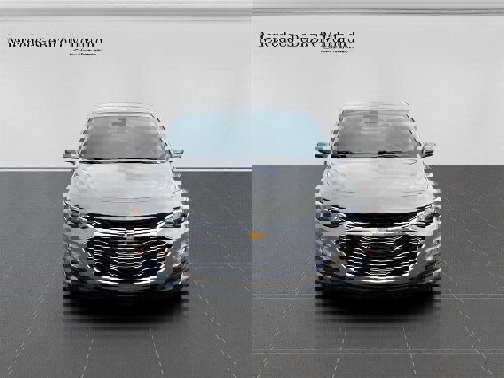 Used 2024 Chevrolet Malibu LT image 2