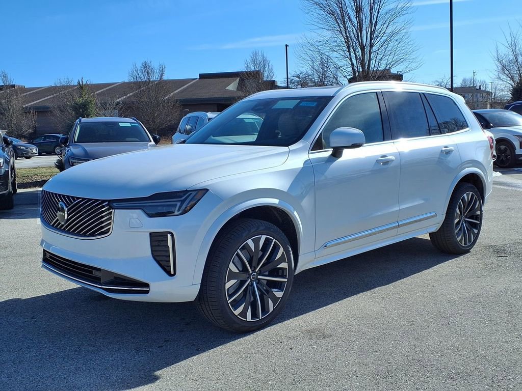 New 2026 Volvo XC90 B6 Core w/ Protection Package