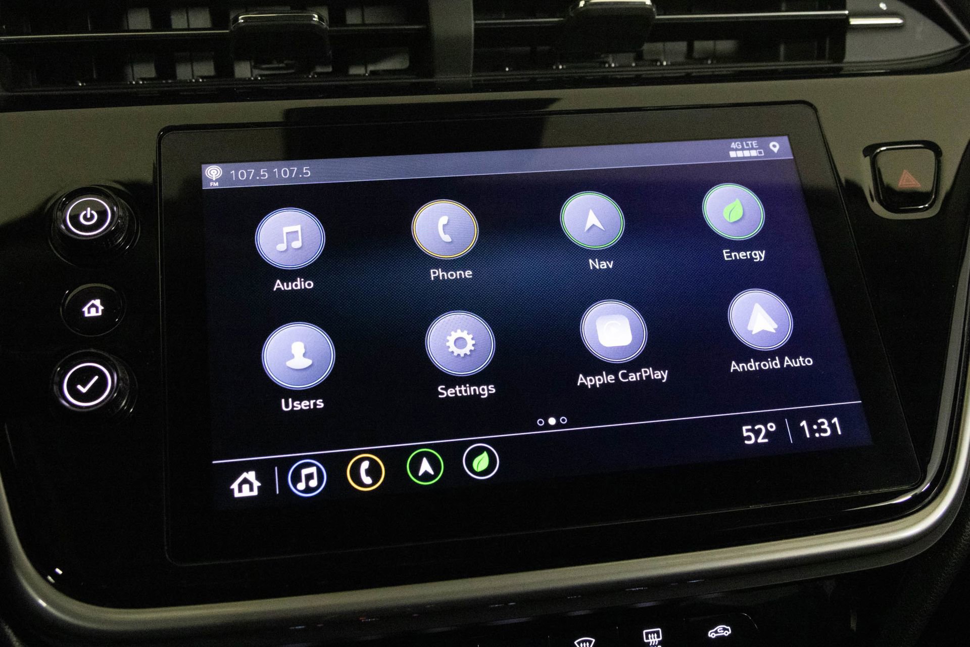 Used 2022 Chevrolet Bolt EUV Premier w/ Sun & Sound Package image 23