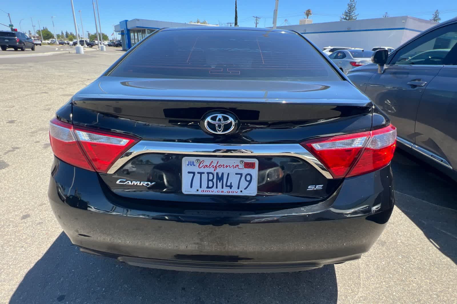 Used 2016 Toyota Camry SE FWD image 5