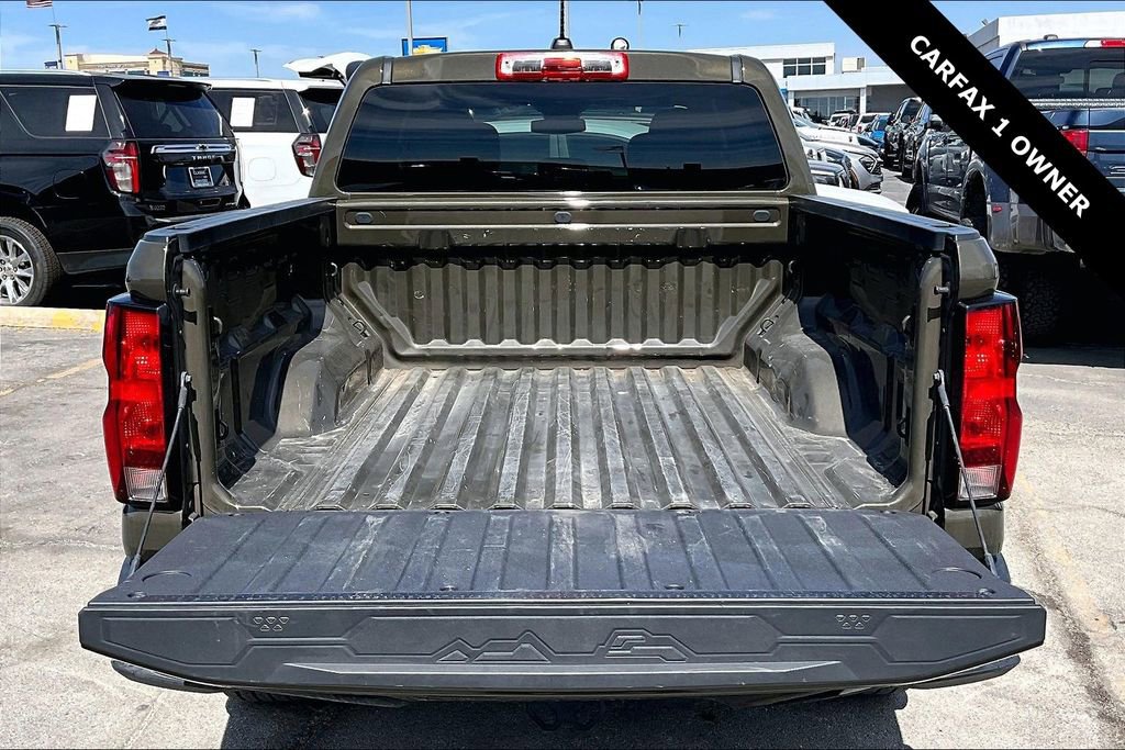 Used 2024 Chevrolet Colorado W/T image 7