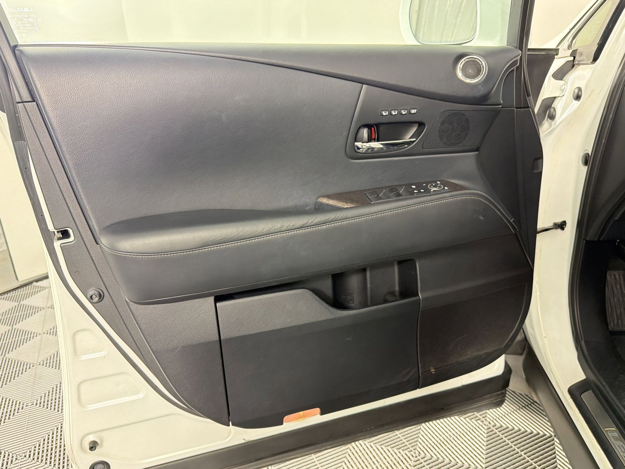 Used 2014 Lexus RX 350 2WD w/ Navigation Package image 26