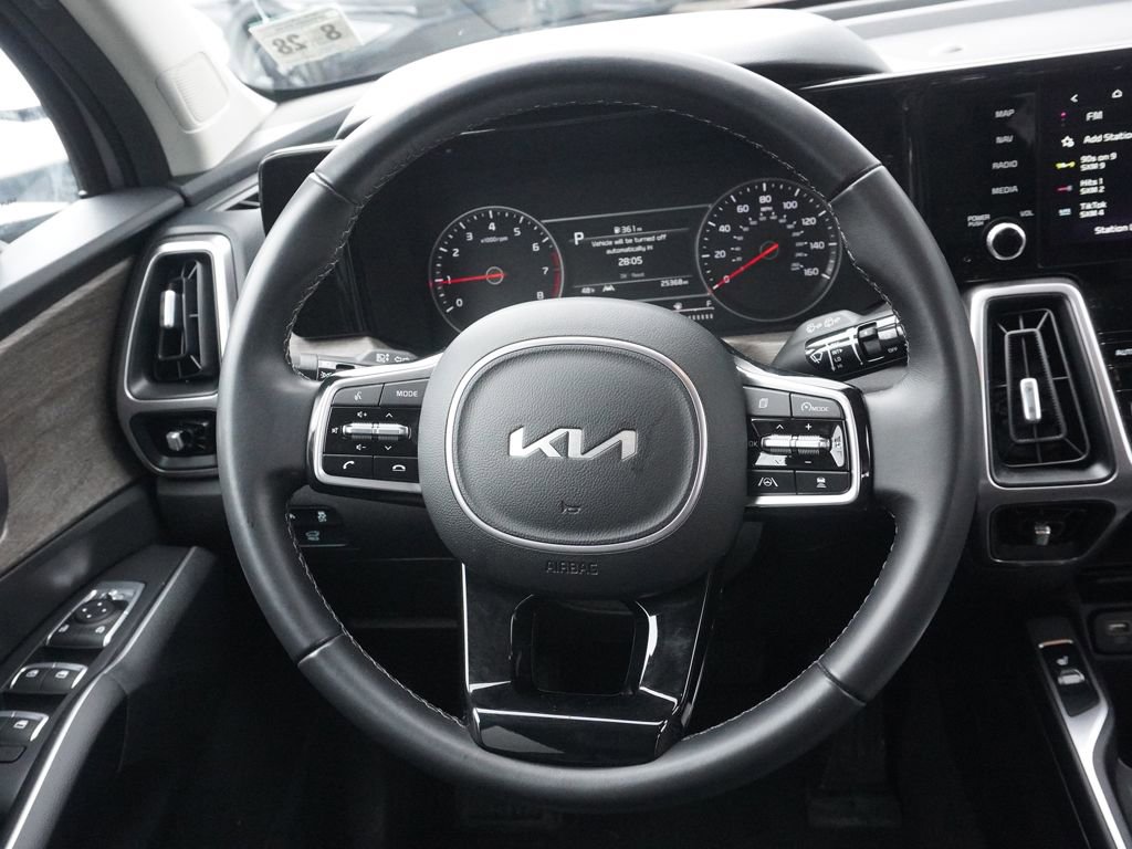Used 2023 Kia Sorento EX image 38