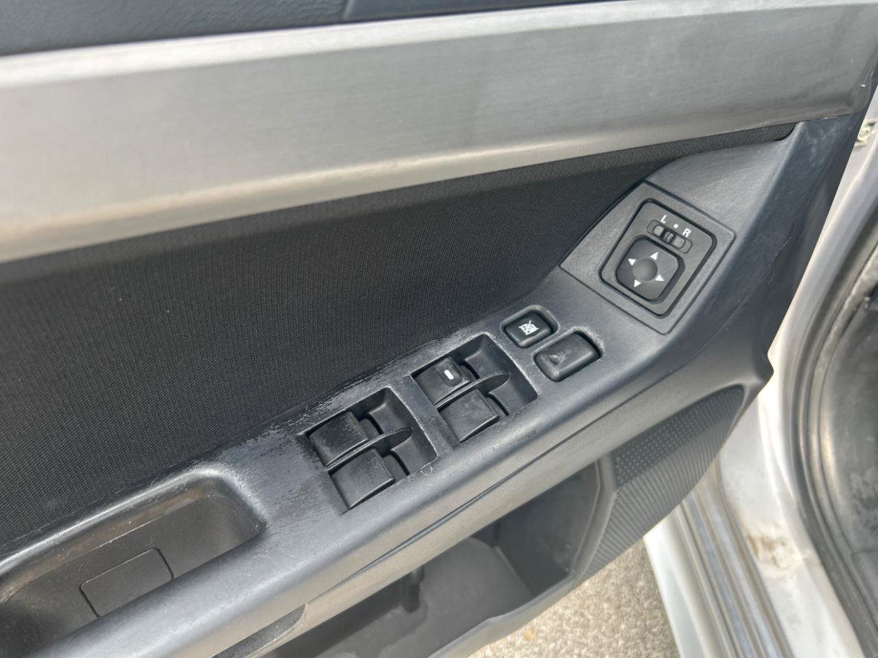 Used 2009 Mitsubishi Lancer ES FWD image 12