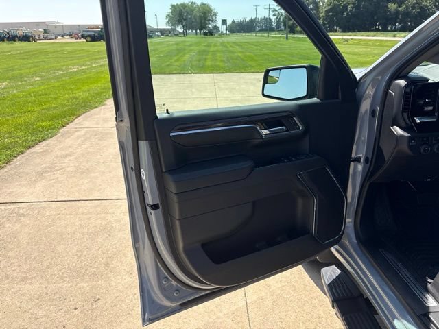 Used 2024 Chevrolet Silverado 1500 RST AWD/4WD image 13
