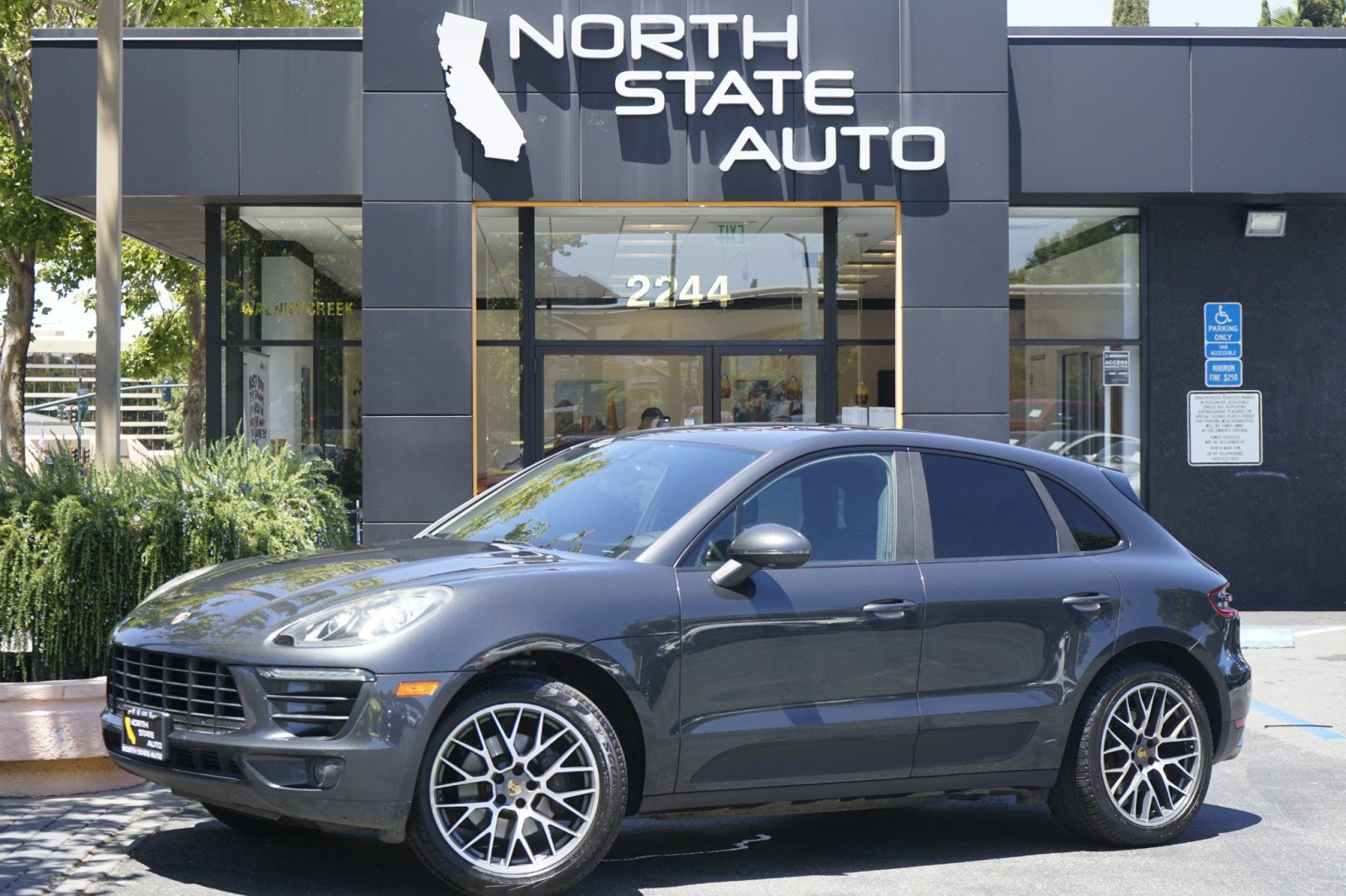 Used 2018 Porsche Macan Sport Edition