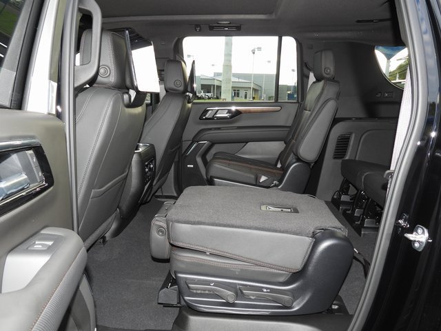 New 2026 Chevrolet Suburban High Country image 53