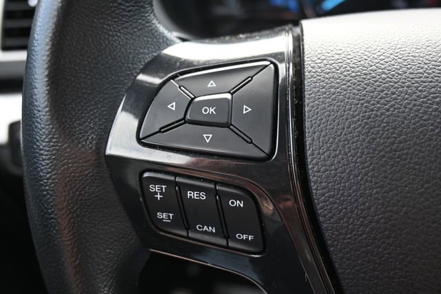 Used 2017 Ford Explorer XLT w/ Equipment Group 202A AWD/4WD image 38
