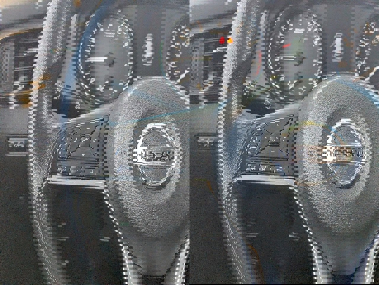 Used 2017 Nissan Rogue S w/ S Family Package image 23