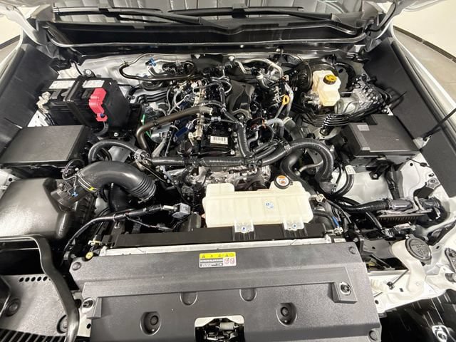 Certified 2026 Toyota Tacoma SR5 AWD/4WD image 29