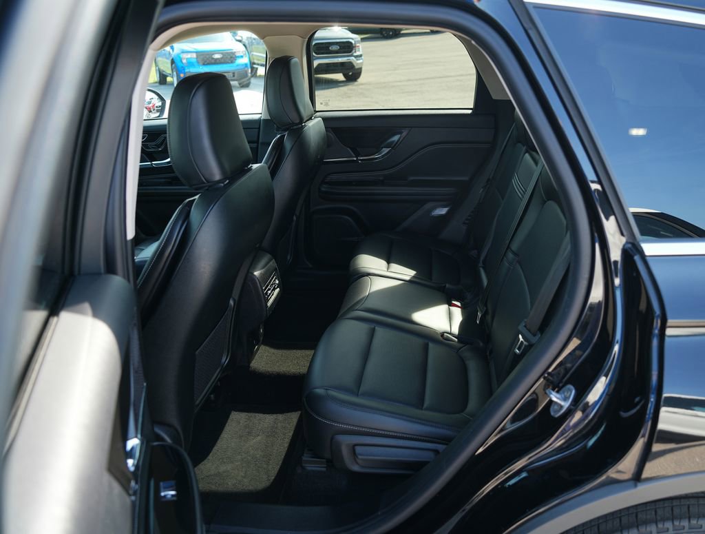 Used 2023 Lincoln Corsair AWD w/ Equipment Group 101A image 26