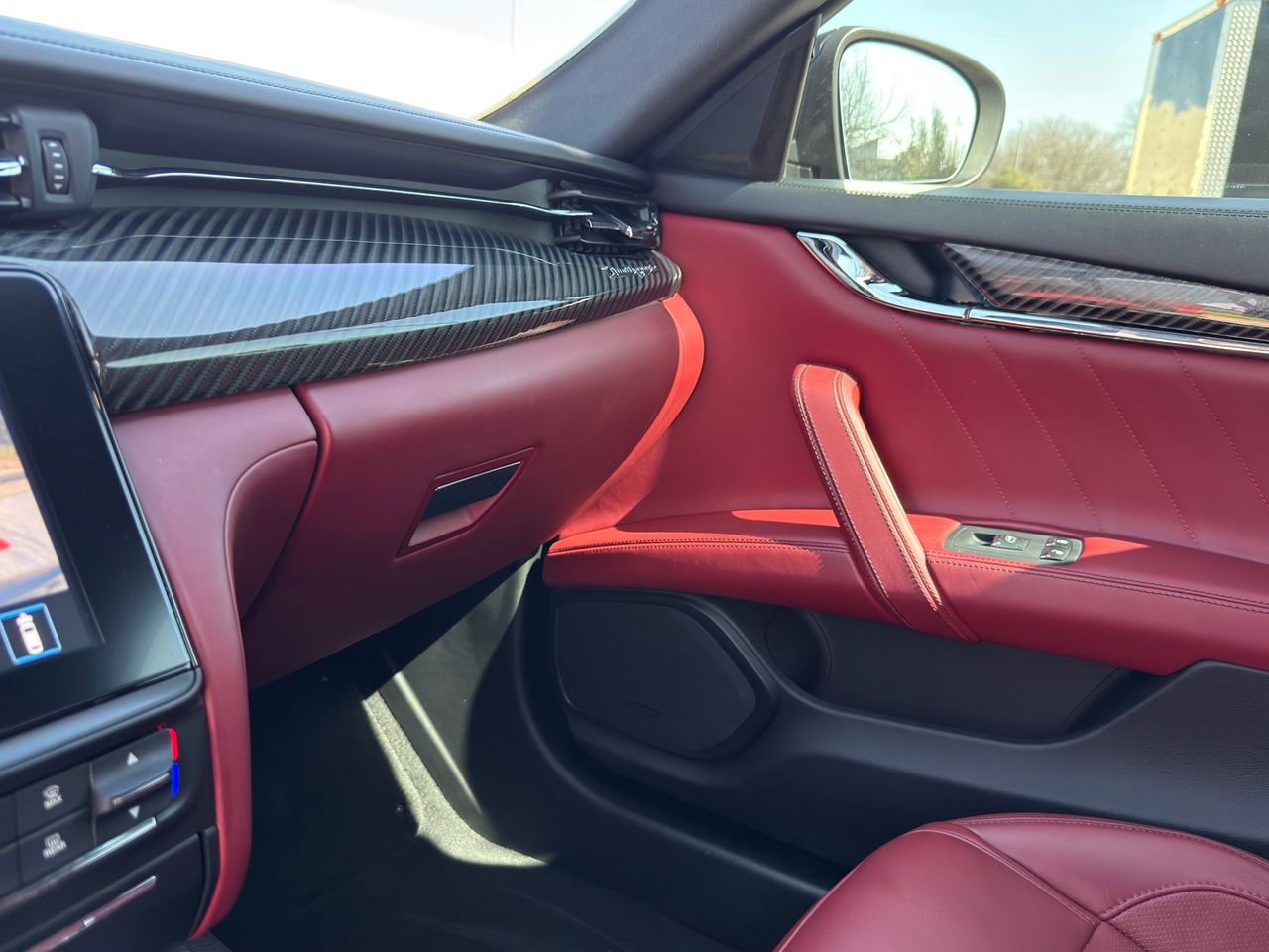 Used 2020 Maserati Quattroporte S GranSport Q4 AWD/4WD image 28