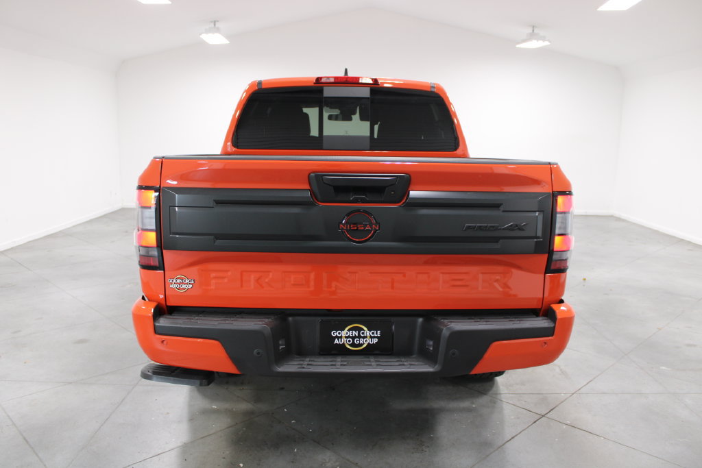 Used 2025 Nissan Frontier PRO-4X AWD/4WD image 8