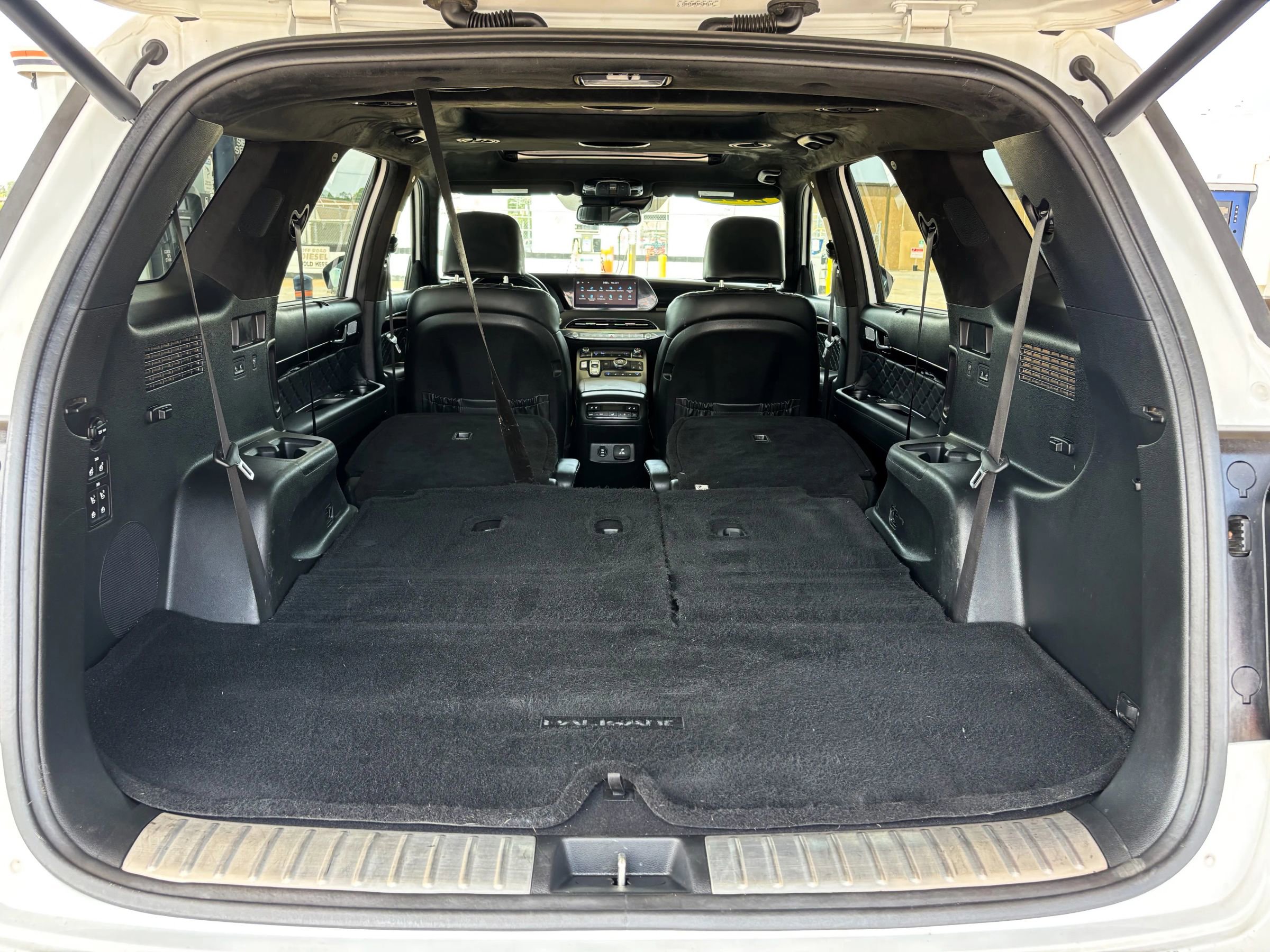 Used 2022 Hyundai Palisade Calligraphy w/ Cargo Package FWD image 18