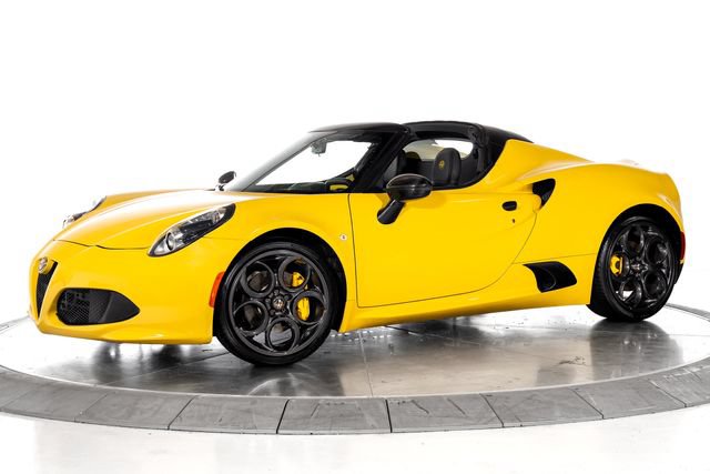 Used 2016 Alfa Romeo 4C Spider w/ Spider Track Package 4 RWD image 1