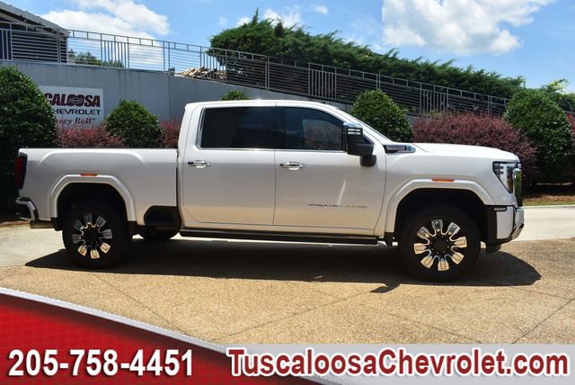 Used 2024 GMC Sierra 2500 Denali w/ Denali Reserve Package AWD/4WD image 11