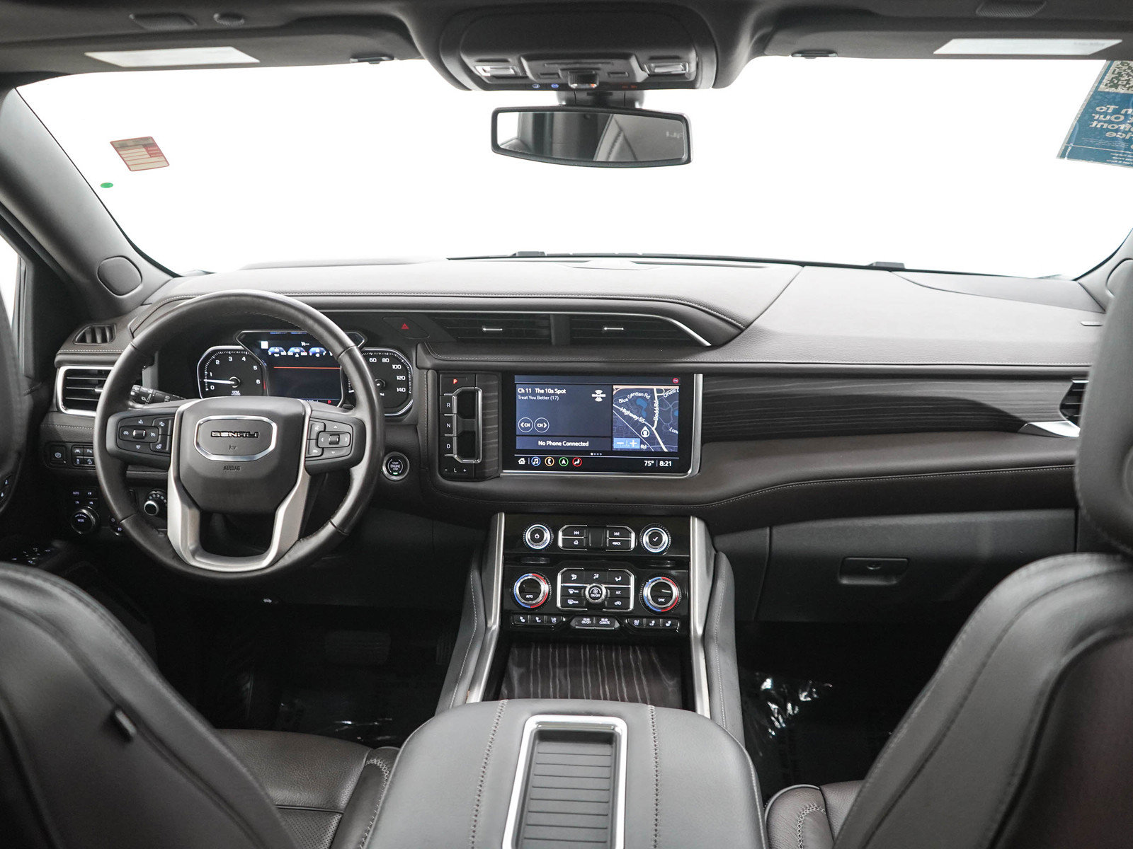 Used 2021 GMC Yukon XL Denali AWD/4WD image 14