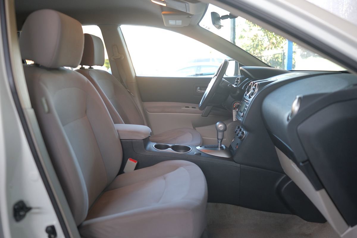 Used 2013 Nissan Rogue S w/ Special Edition Pkg image 25