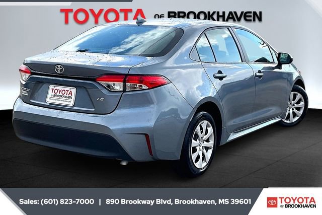 Used 2024 Toyota Corolla LE image 11