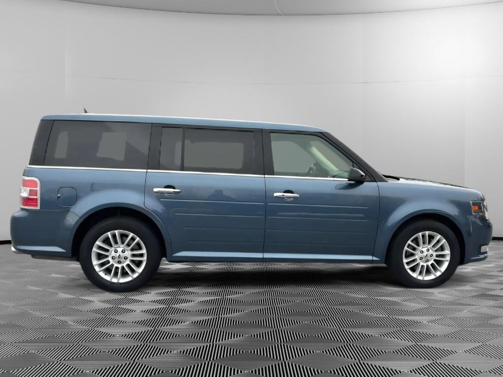 Used 2018 Ford Flex SEL image 6