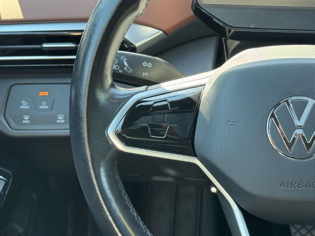 Used 2021 Volkswagen ID.4 Pro S w/ ID.4 Protection Package RWD image 25