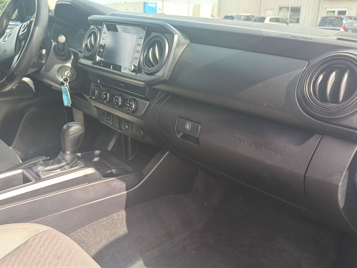Used 2020 Toyota Tacoma SR AWD/4WD image 25