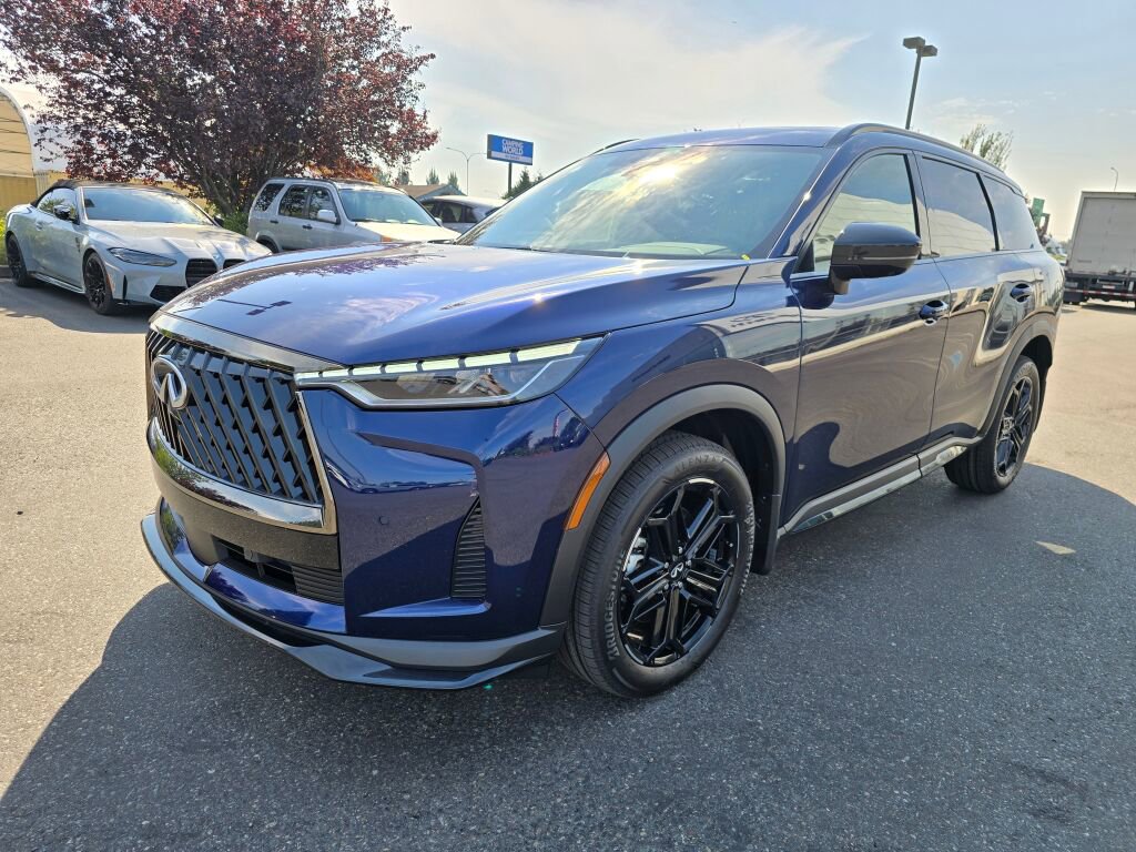 New 2026 INFINITI QX60 Luxe image 3