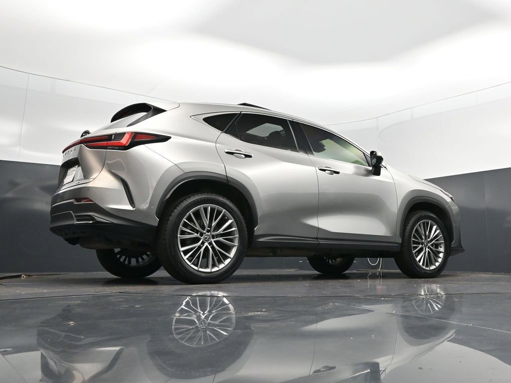 Used 2022 Lexus NX 350h AWD w/ Vision Package image 42