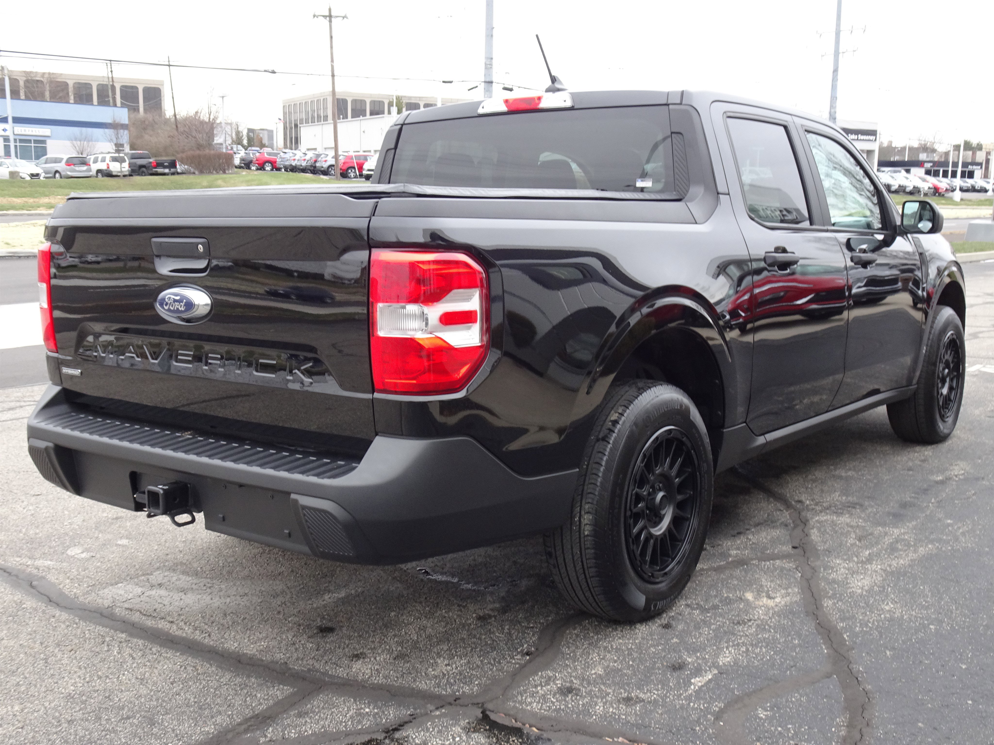 Used 2024 Ford Maverick XL image 7