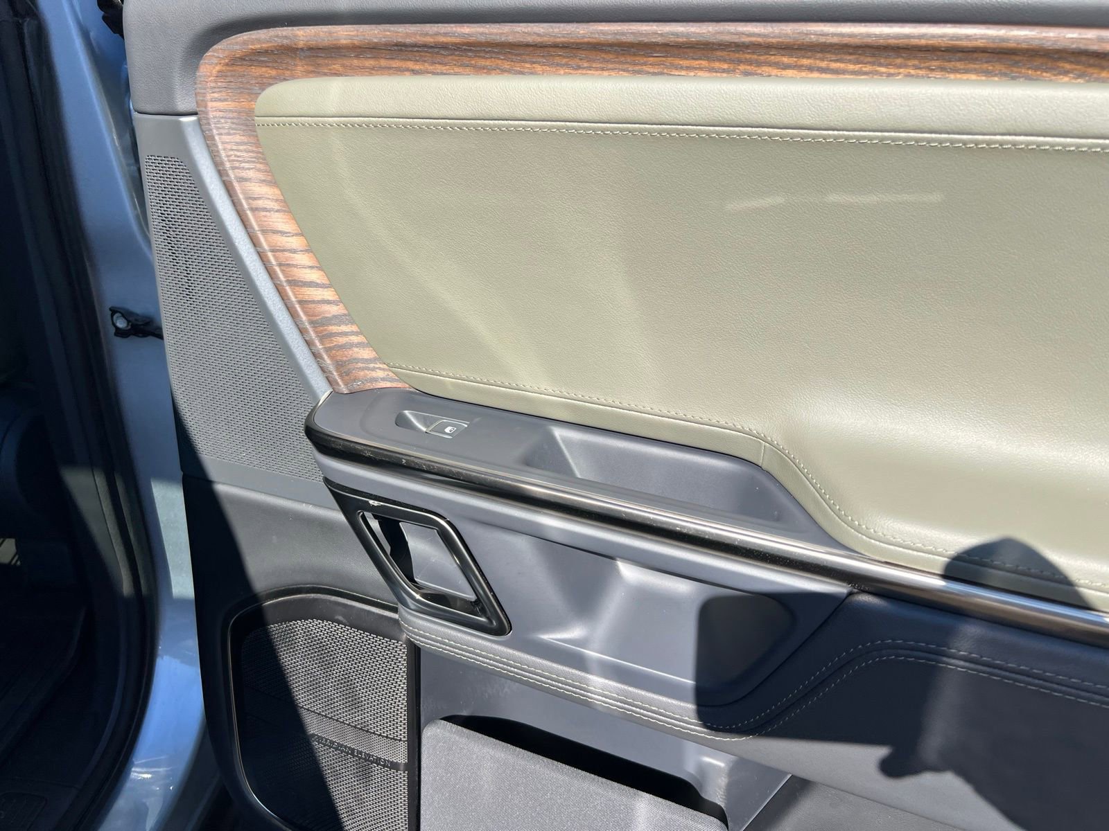 Used 2022 Rivian R1T Launch Edition image 52