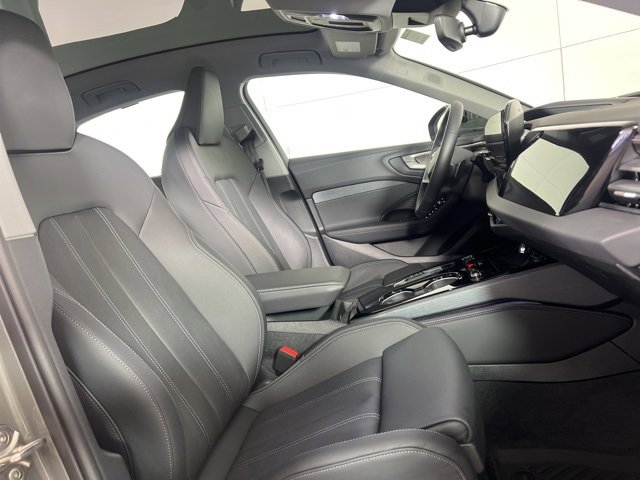 Used 2025 Audi A5 2.0T Premium Plus w/ Premium Plus image 13