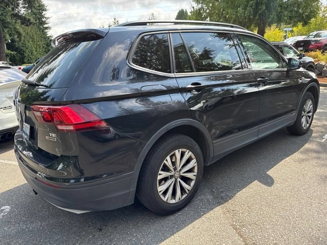 Used 2018 Volkswagen Tiguan S w/ 3rd Row Seat Package AWD/4WD image 5