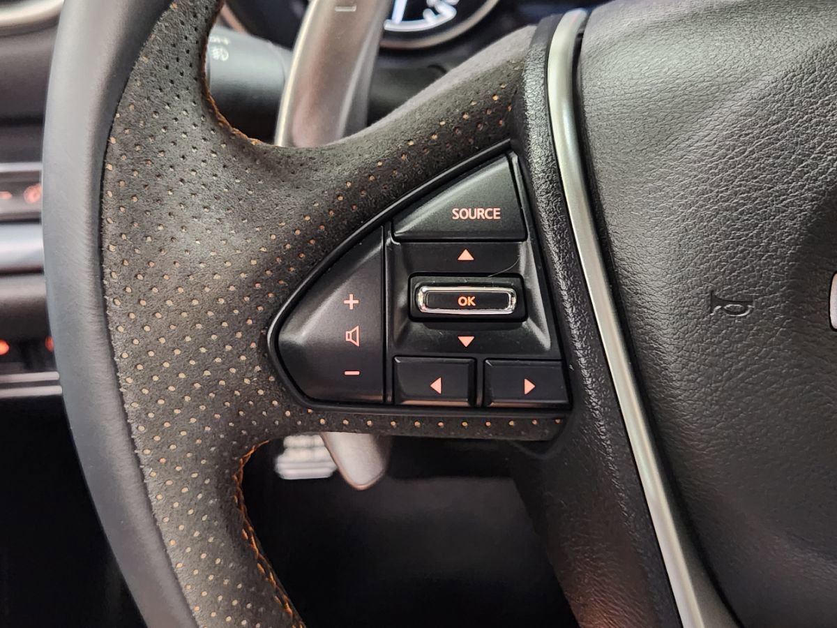 Used 2023 Nissan Maxima SR w/ Sport Mat Group image 48