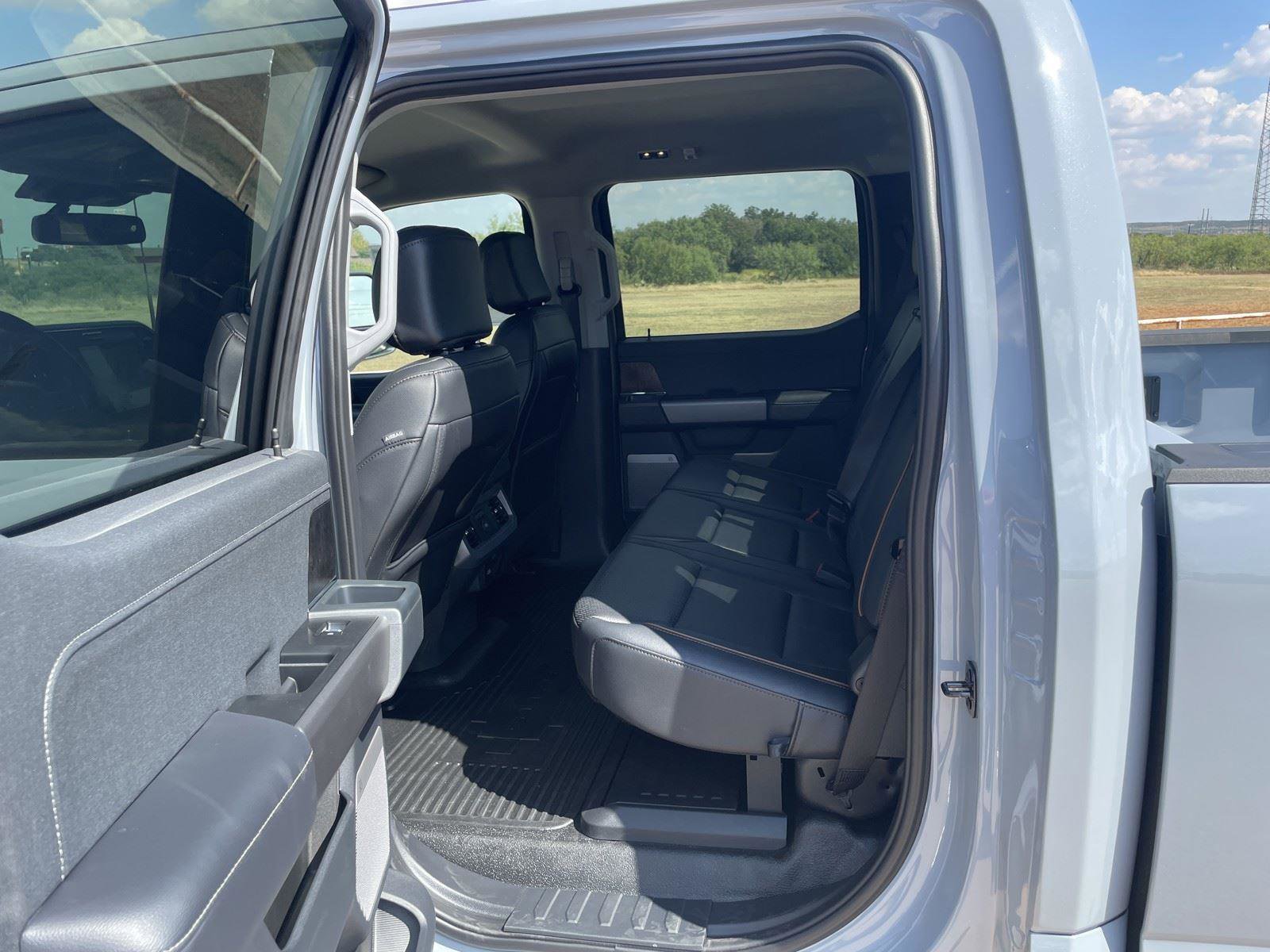 New 2026 Ford F350 Lariat RWD image 24