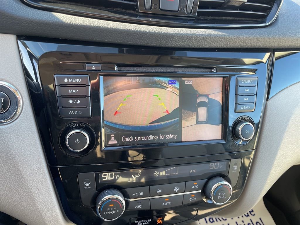 Used 2022 Nissan Rogue Sport SL image 19