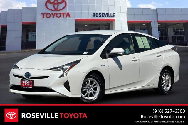 Certified 2017 Toyota Prius Two w/ Carpet Mat Package