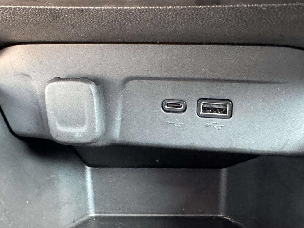 Used 2024 Chevrolet Trax LS w/ LS Convenience Package FWD image 9