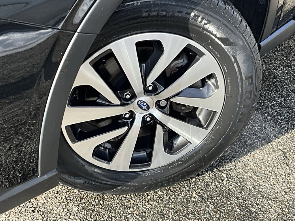 Used 2021 Subaru Outback Premium image 2