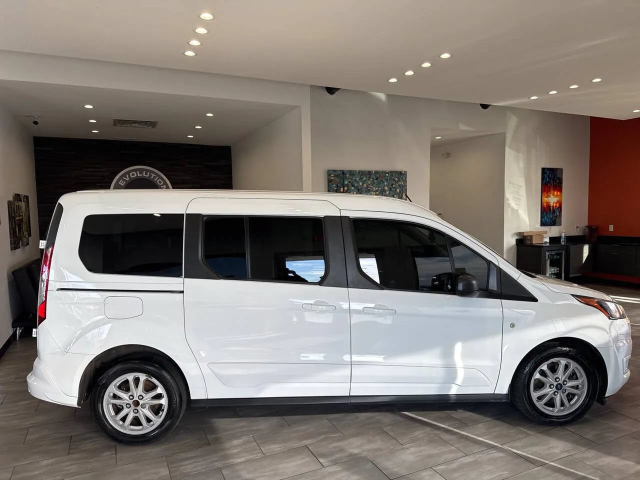 Used 2022 Ford Transit Connect XLT FWD image 14
