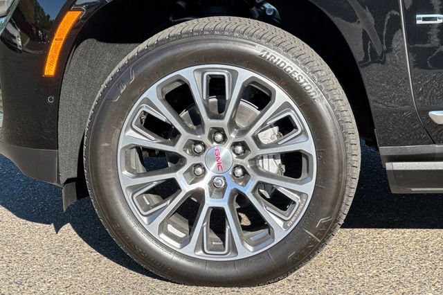 New 2026 GMC Yukon Denali w/ Sun & Power Step Package image 33