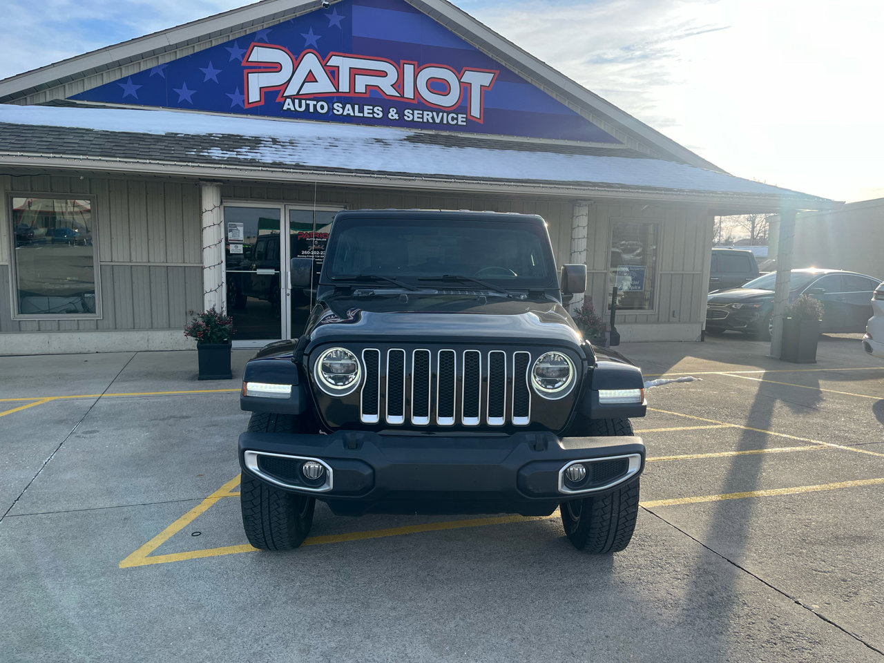 Used 2018 Jeep Wrangler Unlimited Sahara w/ LED Lighting Group image 2