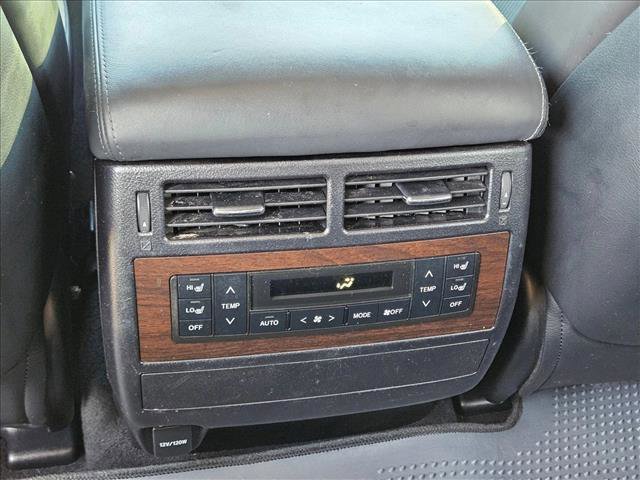 Used 2020 Toyota Land Cruiser image 19