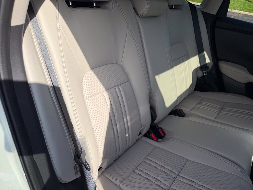 Certified 2025 Honda HR-V EX-L image 28