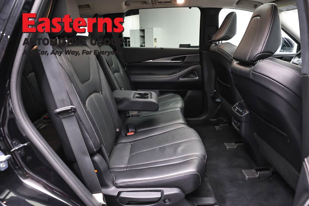 Used 2022 INFINITI QX60 Luxe w/ Vision Package AWD/4WD image 26