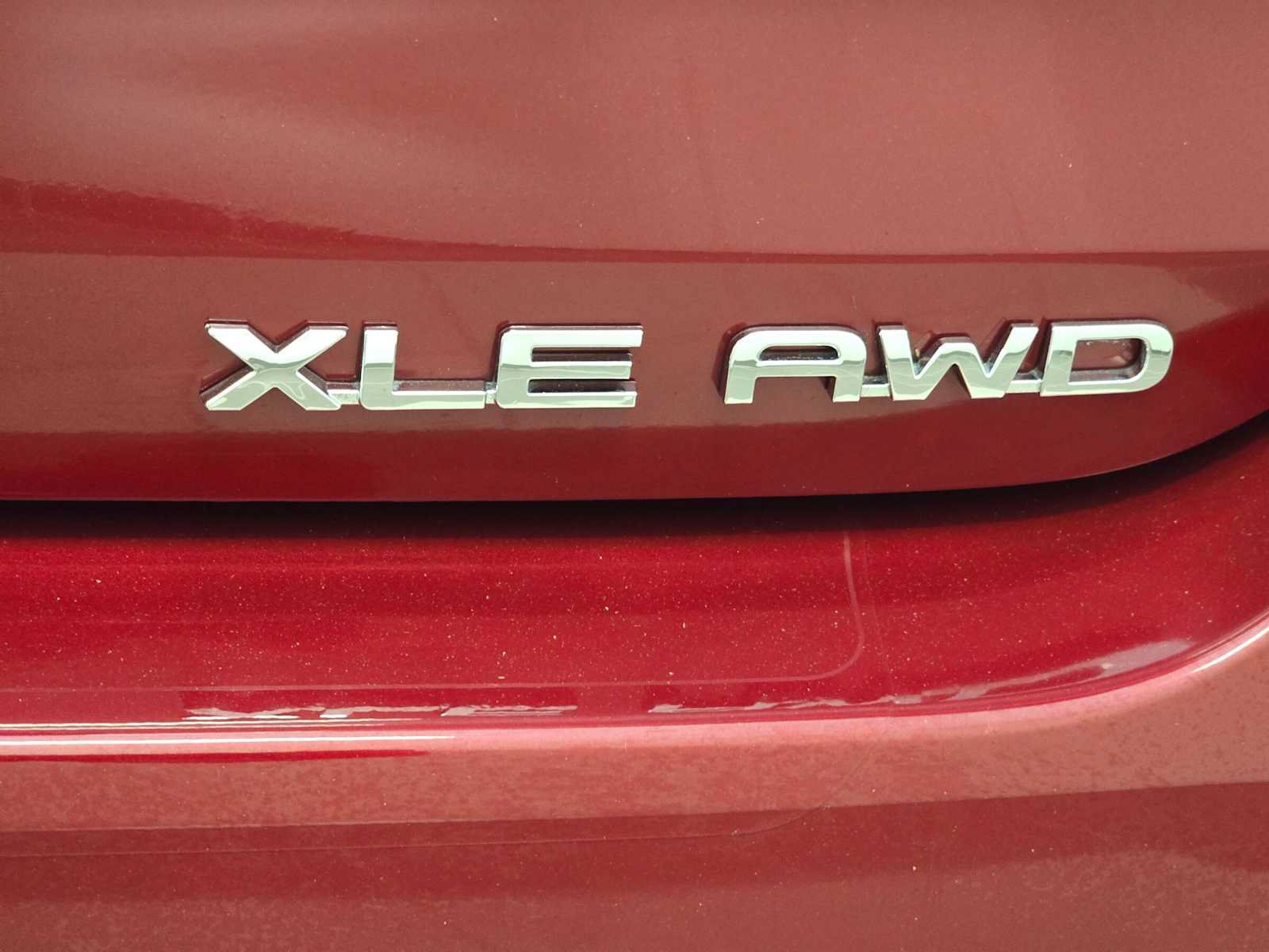 Certified 2024 Toyota Highlander XLE AWD/4WD image 7
