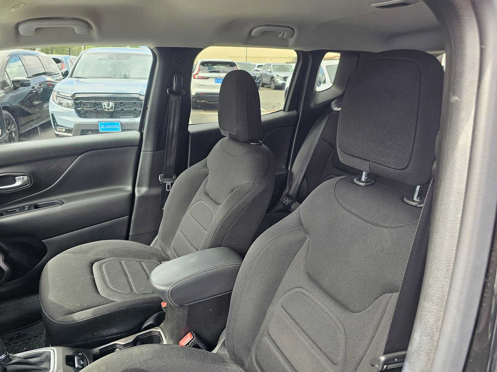 Used 2022 Jeep Renegade Latitude AWD/4WD image 21