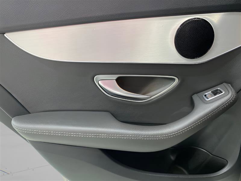 Used 2019 Mercedes-Benz C 300 Sedan image 11