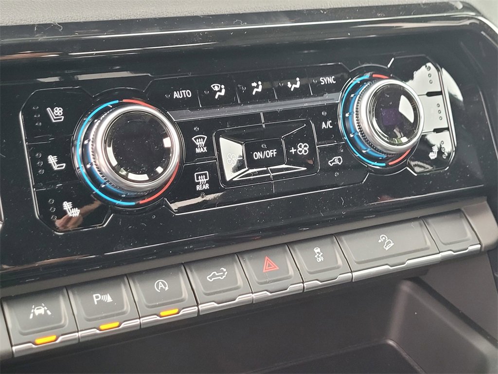 New 2026 GMC Sierra 1500 AT4 w/ Technology Package image 16