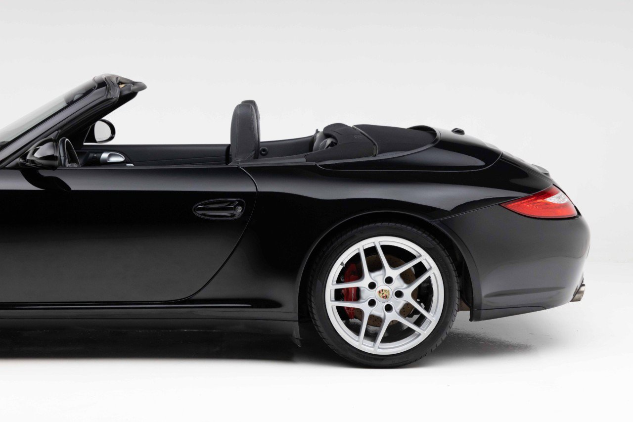 Used 2009 Porsche 911 Carrera 4S AWD/4WD image 39