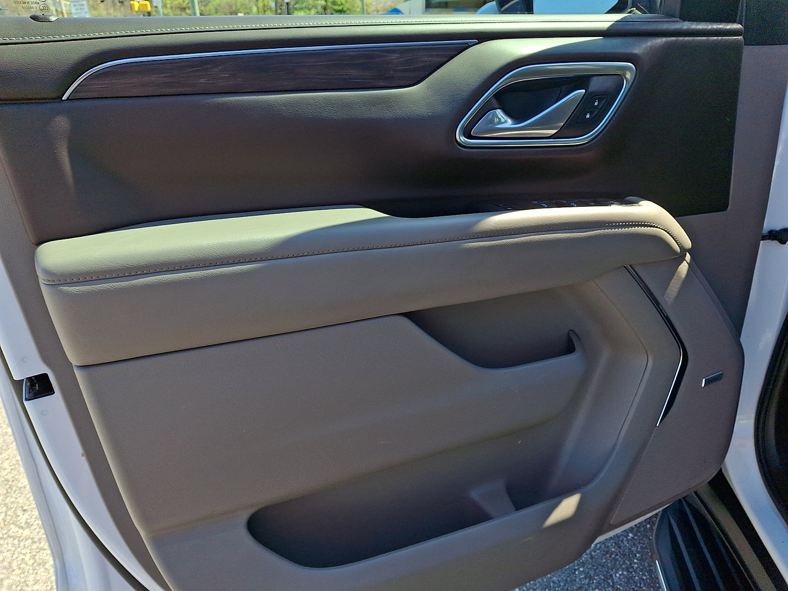 Used 2024 Chevrolet Tahoe LT image 13